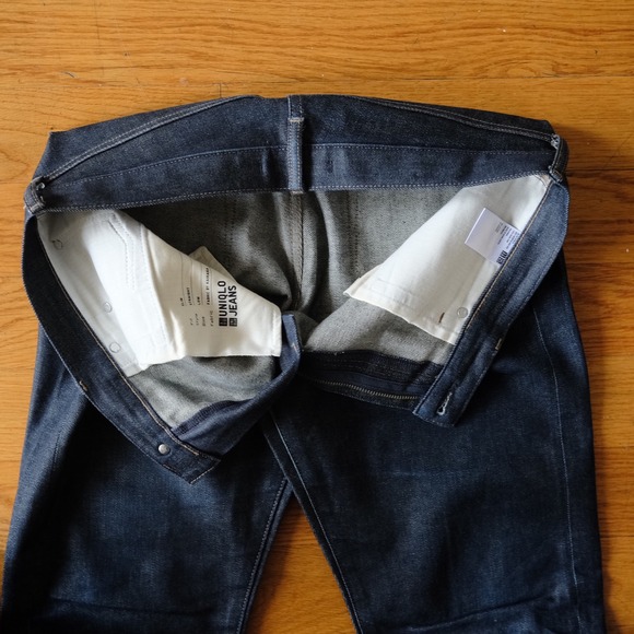 Uniqlo Jeans Men's Slim Straight Dark Wash Denim Cotton Spandex Size 35x28 - Picture 8 of 12